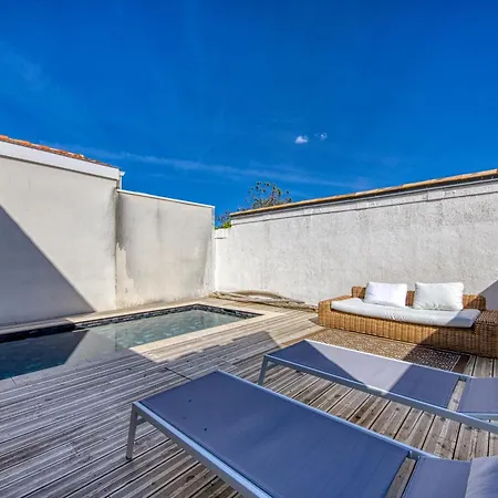 Maison De La Hourtin