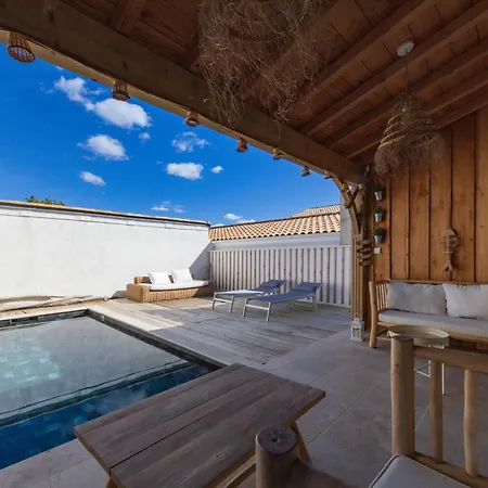 Maison De La Hourtin