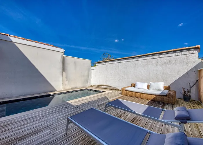 Maison De La Hourtin