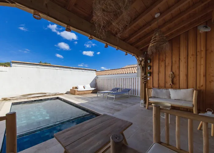 Maison De La Hourtin