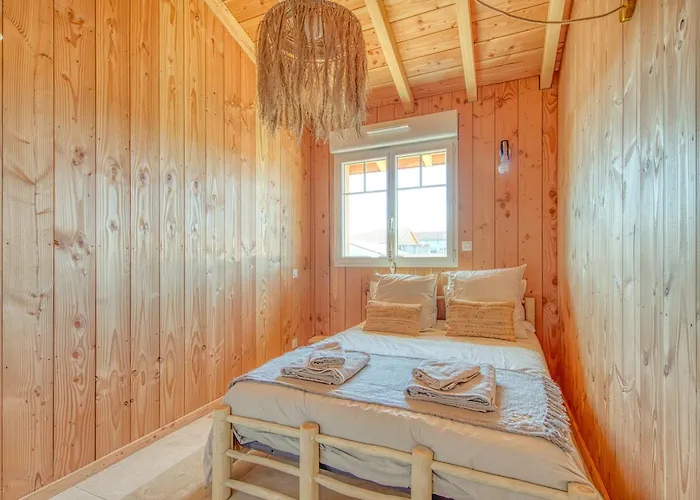 Maison De La * Hourtin