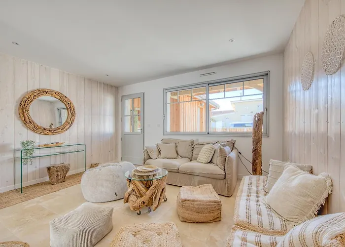 Ferienhaus Maison De La *