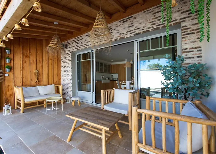 Maison De La Hourtin